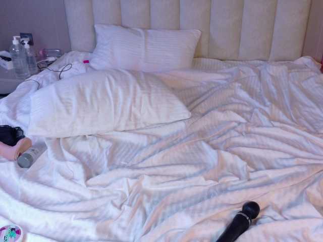 gwenonline live cam on BongaCams