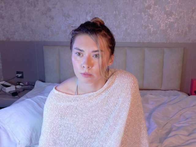 gwenonline live cam on BongaCams