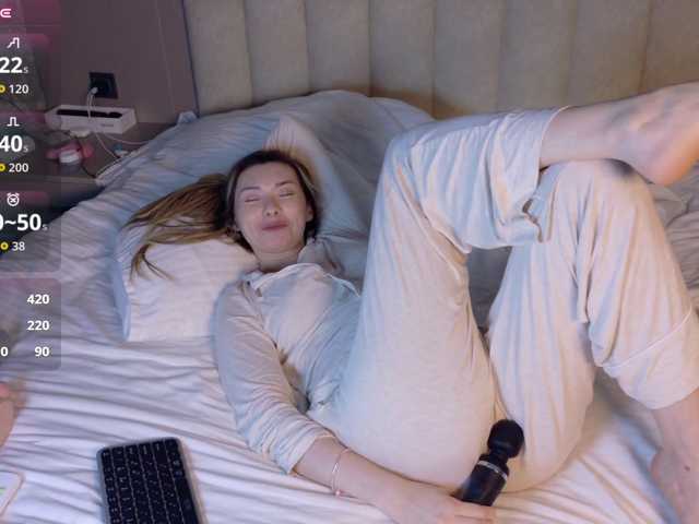 Gwenonline live cam
