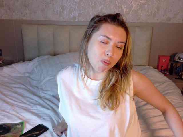 gwenonline webcam