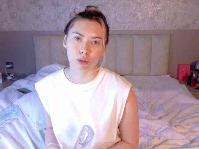 gwenonline webcam
