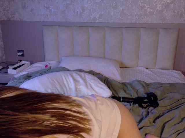 gwenonline webcam