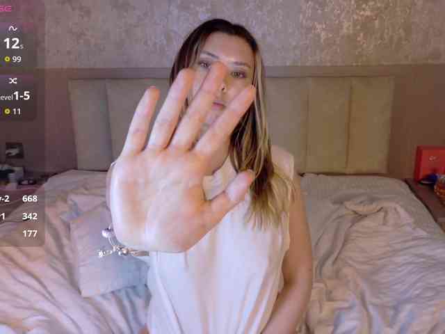 gwenonline webcam