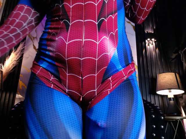 Bootyvero live cam on BongaCams