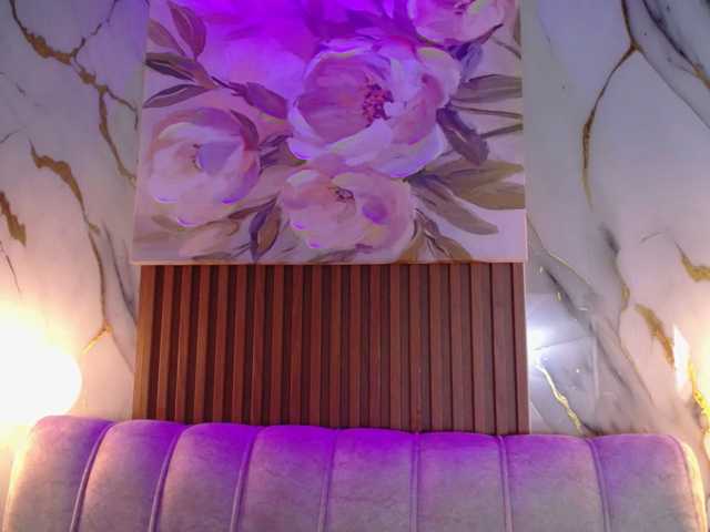 Bootyvero live cam on BongaCams
