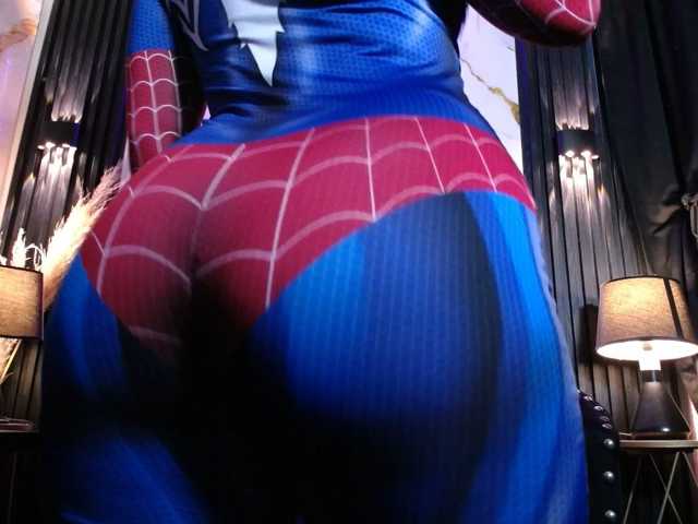 Bootyvero live cam on BongaCams