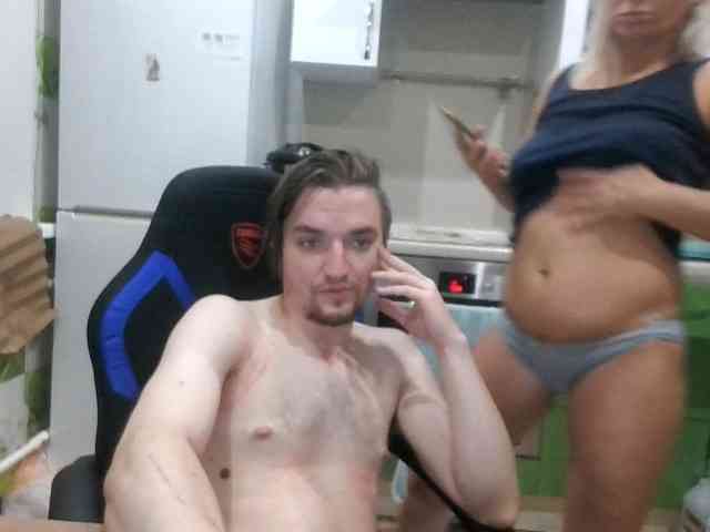 twosex777's webcam live show