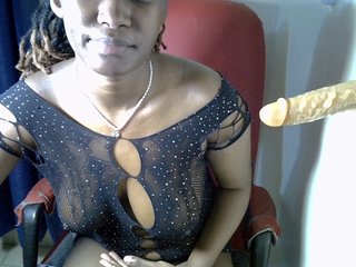 Prettymischy Porn Show