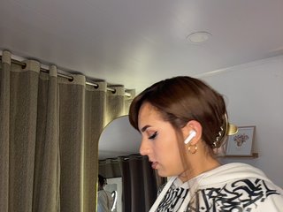 Irii-Valmont Porn Show