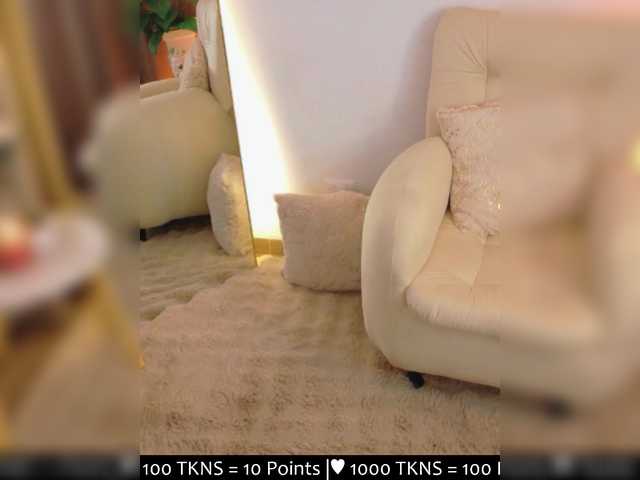 Irii-Valmont live cam on BongaCams