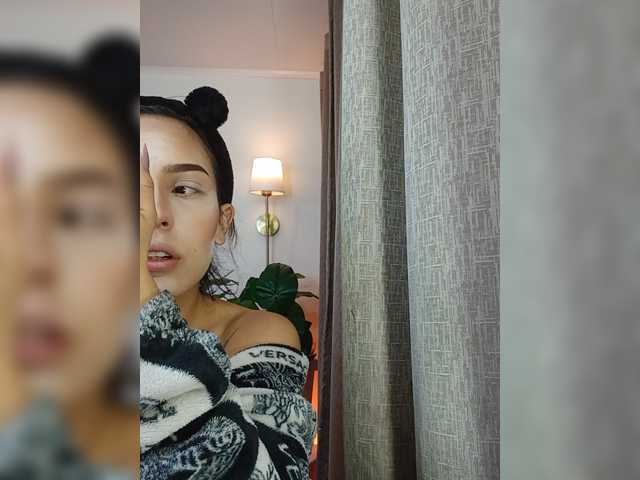 Irii-Valmont live cam on BongaCams