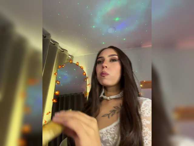 Irii-Valmont live cam on BongaCams