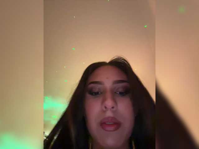 Irii-Valmont live cam on BongaCams
