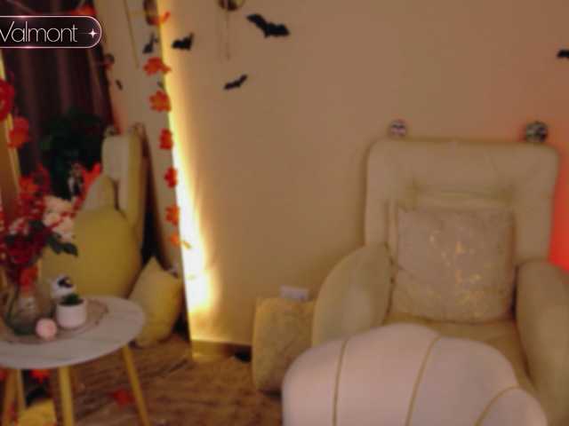 Irii-Valmont live cam on BongaCams