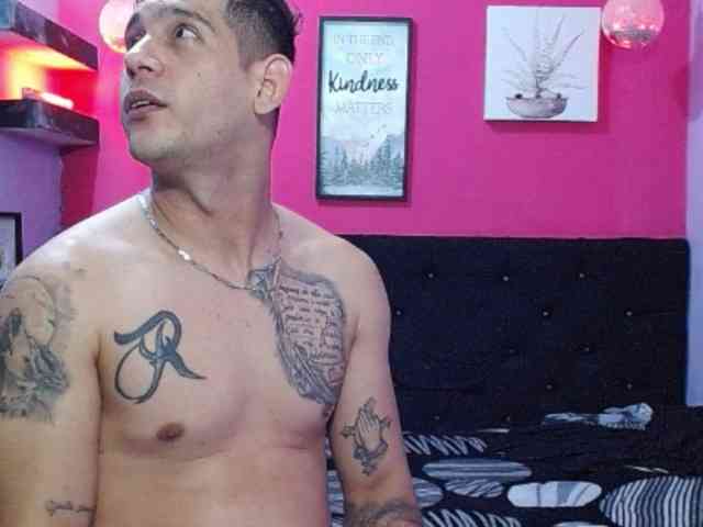 hornyroom webcam