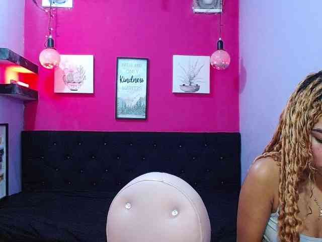 hornyroom webcam