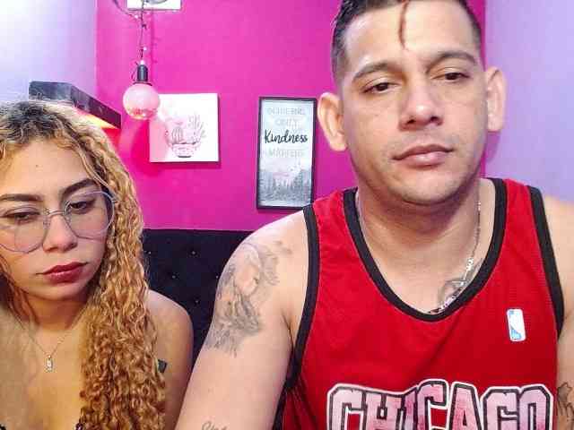 Modelo: hornyroom