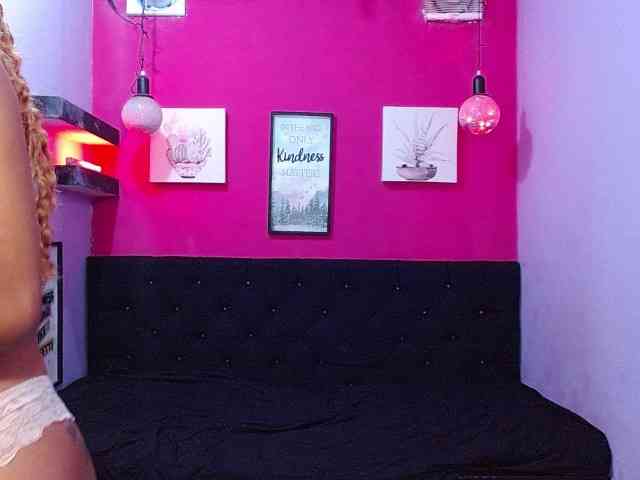 hornyroom webcam