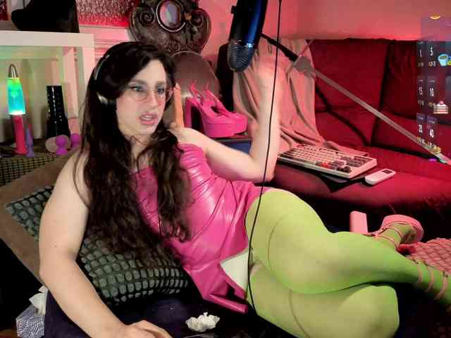 Zesty-Peach Sex Cam Show