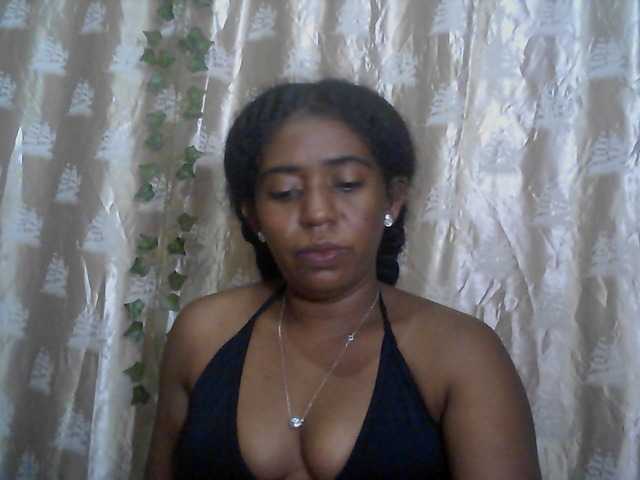 Verosweet01 live cam on BongaCams