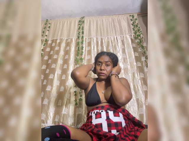 Verosweet01 live cam on BongaCams