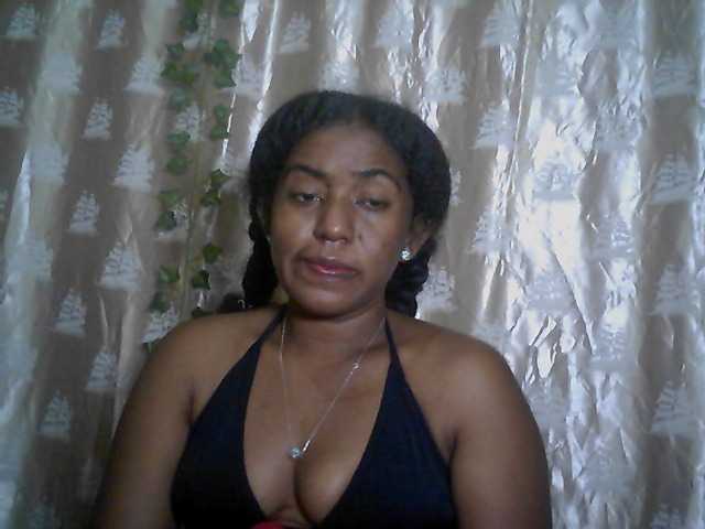 Verosweet01 live cam on BongaCams