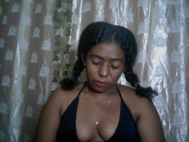 Verosweet01 live cam on BongaCams