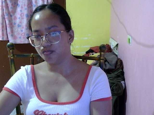 MystiqueMiss live cam on BongaCams