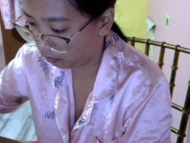 MystiqueMiss live cam on BongaCams
