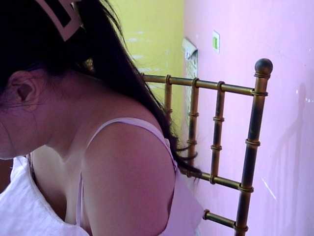MystiqueMiss live cam on BongaCams