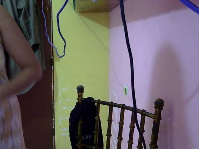 MystiqueMiss live cam on BongaCams