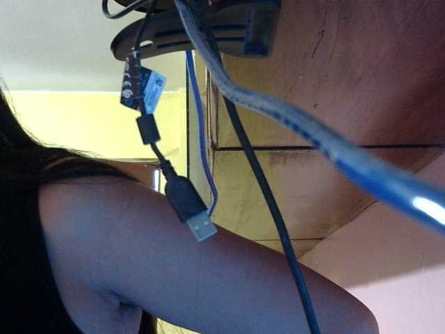MystiqueMiss live cam on BongaCams