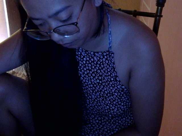 le modèle MystiqueMiss est en webcam porno dans un show sur le site bongacams, il possède les tags suivants: Asian,Brunette,Trimmed