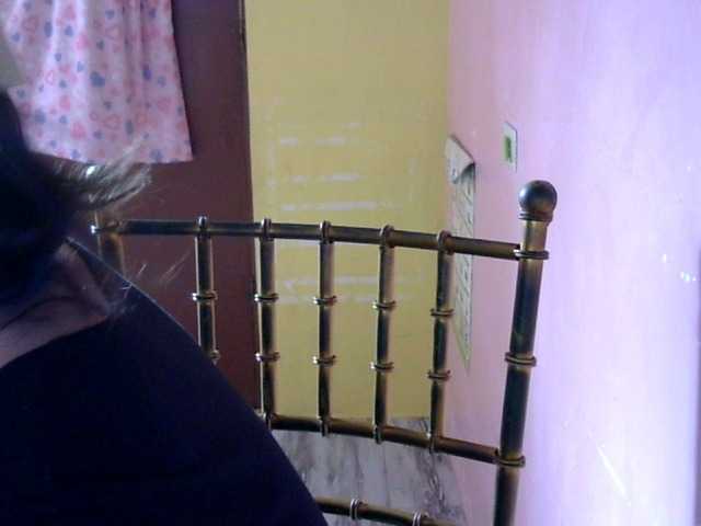 MystiqueMiss live cam on BongaCams