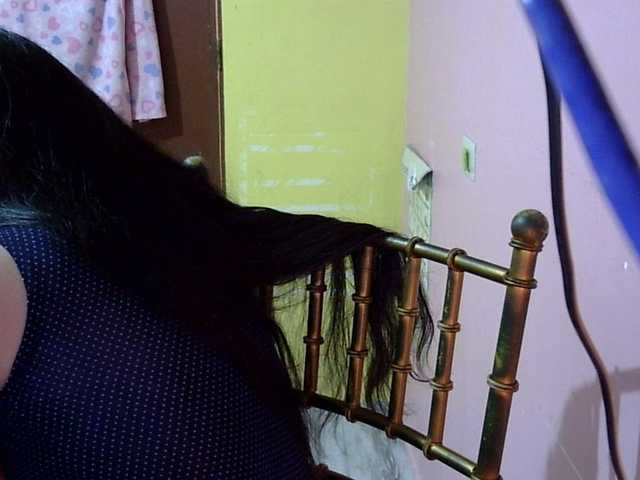 MystiqueMiss live cam on BongaCams