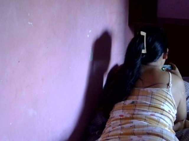 MystiqueMiss live cam on BongaCams