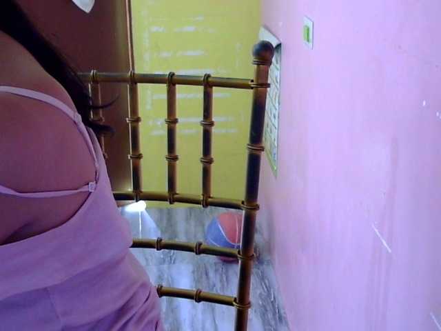 MystiqueMiss live cam on BongaCams