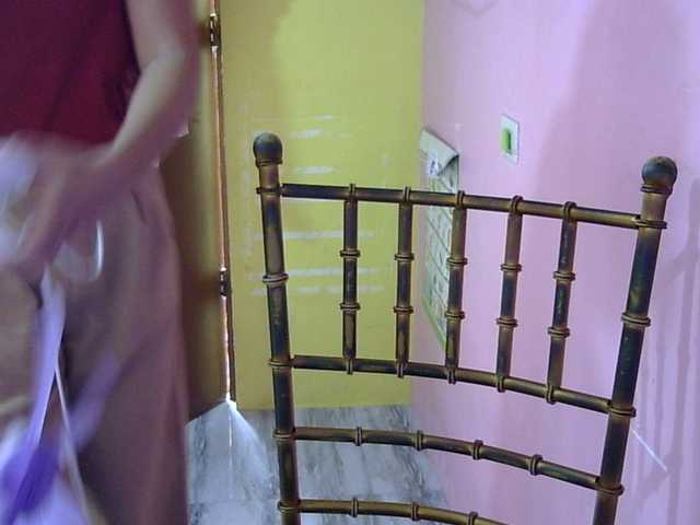 MystiqueMiss live cam on BongaCams