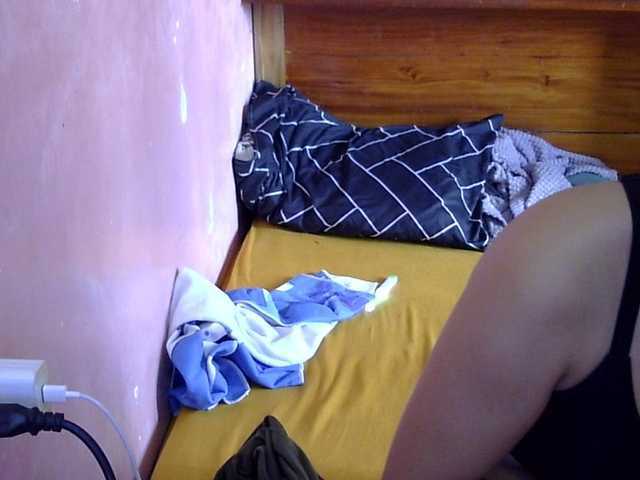 MystiqueMiss live cam on UnifiedCams
