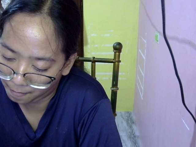 MystiqueMiss live cam preview