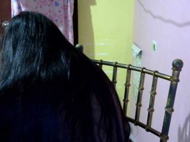 MystiqueMiss live webcam show
