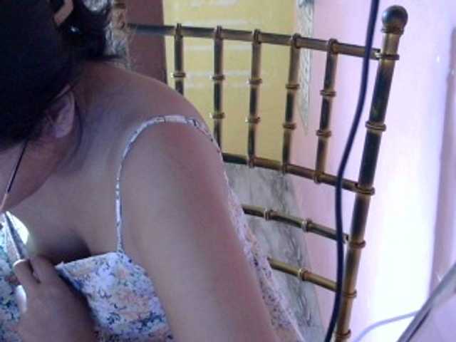 MystiqueMiss live cam on BongaCams