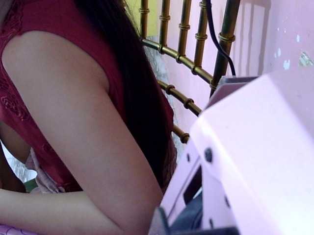 MystiqueMiss live cam on BongaCams