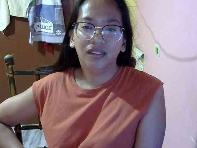MystiqueMiss webcam