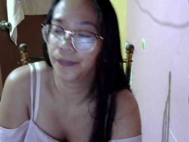 MystiqueMiss webcam