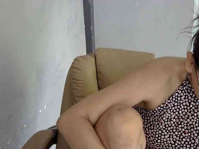 MystiqueMiss webcam