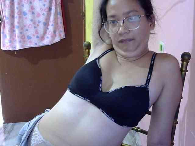 MystiqueMiss webcam