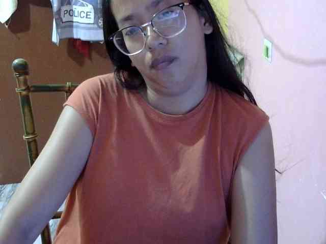 MystiqueMiss webcam
