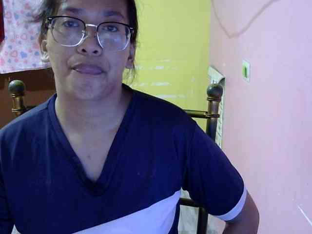 MystiqueMiss webcam