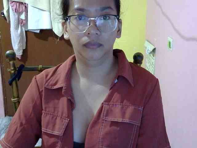 MystiqueMiss webcam